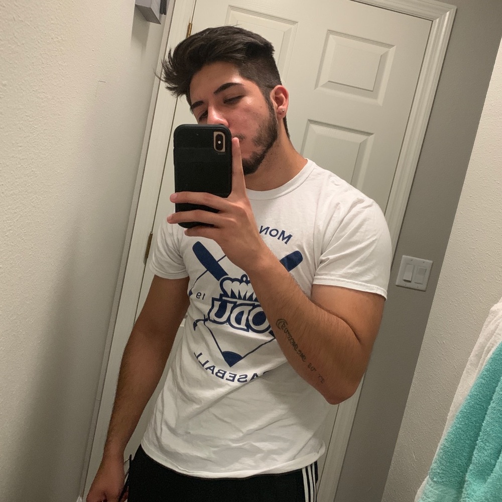 Meet your Posher, Eric